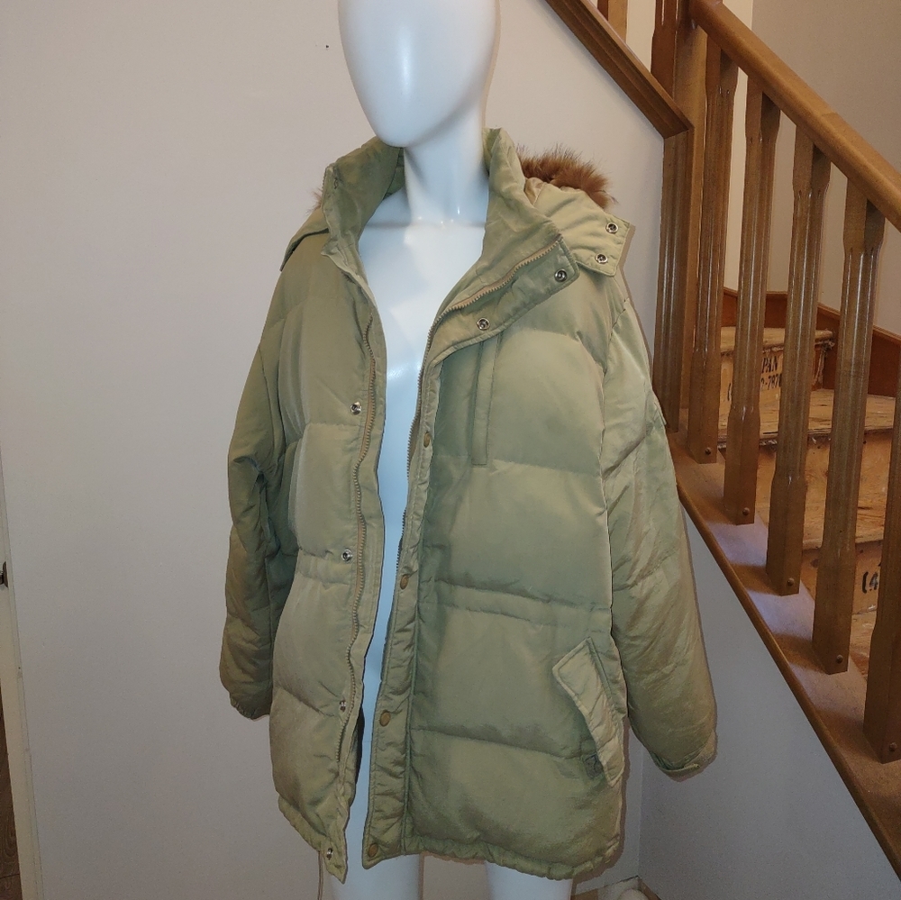 VINTAGE UCLA down filled fur hat parka